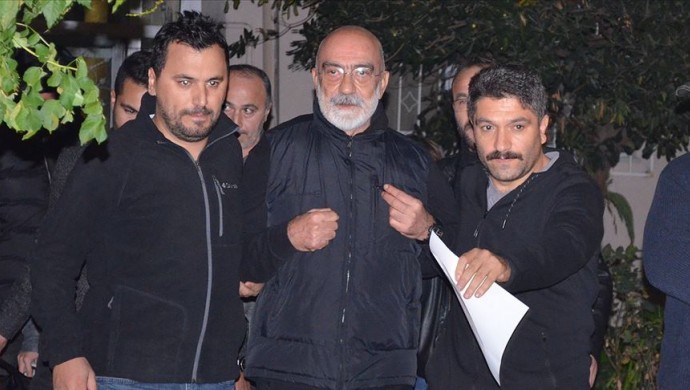 Gazeteci Ahmet Altan yeniden tutuklandı