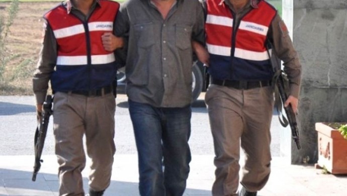Urfa’da baba ve oğlu gözaltına alındı